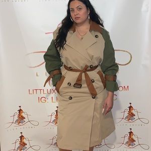 Women trench coat very elegant!